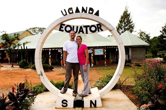 A Tour To Uganda Equator - Arriving at the Green Equator on Masaka Road