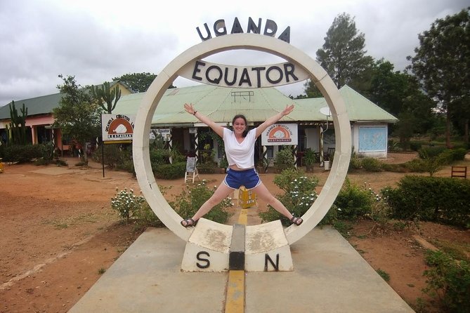 A Tour To Uganda Equator - Leaving Kampala for Kayabwe on the Masaka highway