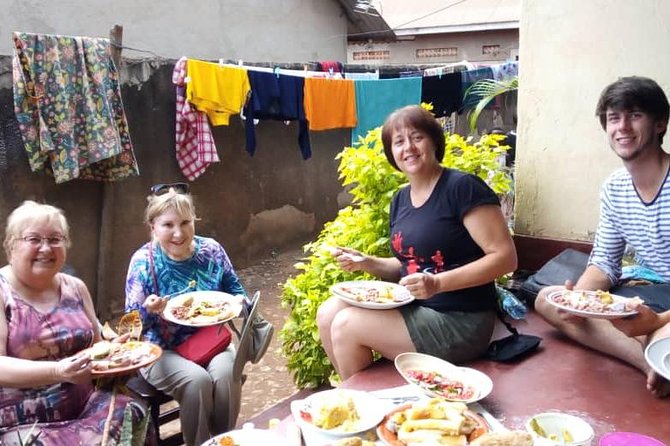 Cooking Class for Typical Ugandan Food in Kampala - A Kampala cooking class with a family welcome