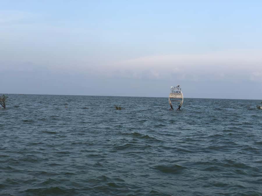 Entebbe: Equatar Line Tour & Victoria Lake Sunset Boat Ride - Why the sunset portion is worth protecting in your schedule