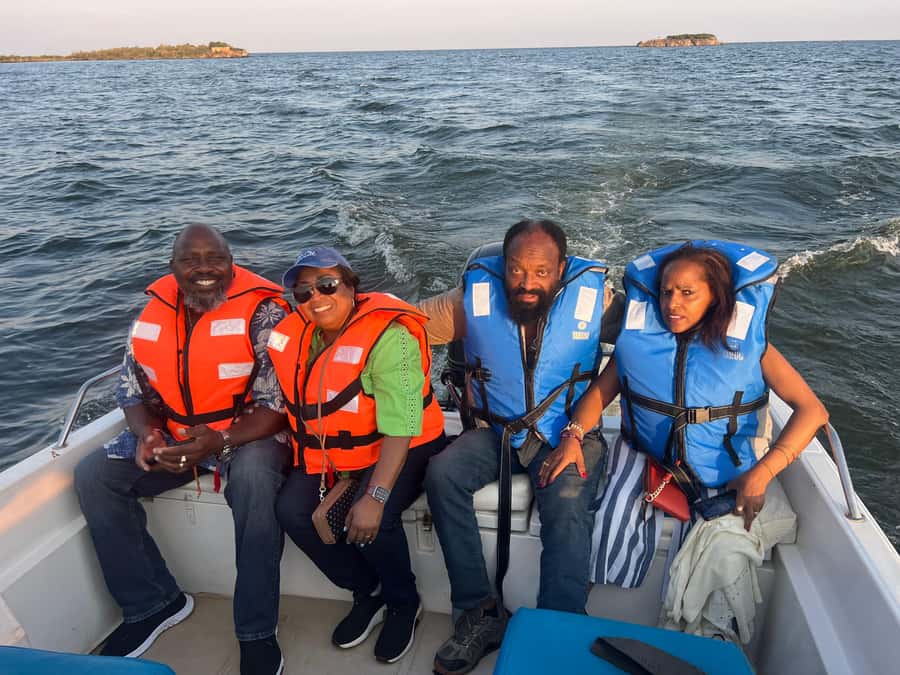 Entebbe: Equatar Line Tour & Victoria Lake Sunset Boat Ride - Should you book the Lake Victoria equator tour?