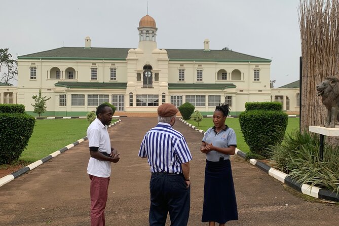 Kampala cultural tour - The Independence Monument and Old Taxi Park
