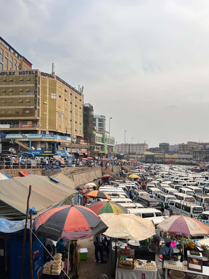 The best Kampala walking experience tour - From the Hindu temple to Kampala’s monuments