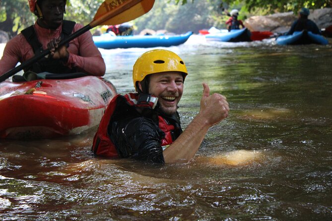 Uganda Jungle Rafting - The 20-minute safety briefing